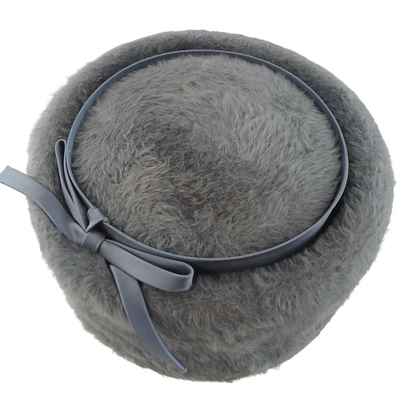 Vintage Jeanne Fashions Gray Faux Fur Pillbox Hat Rhinestone Imported main image 10
